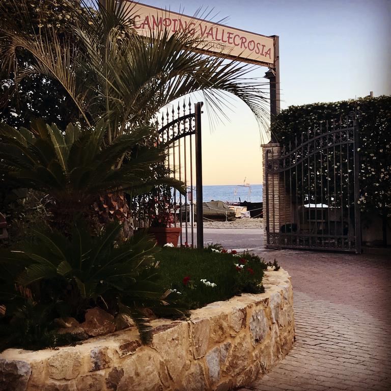Camping Vallecrosia Exterior foto